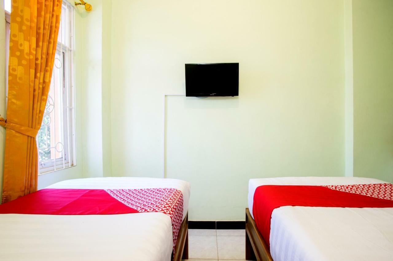Oyo 1419 Rhona Guest House Syariah Jogjacarta Exterior foto