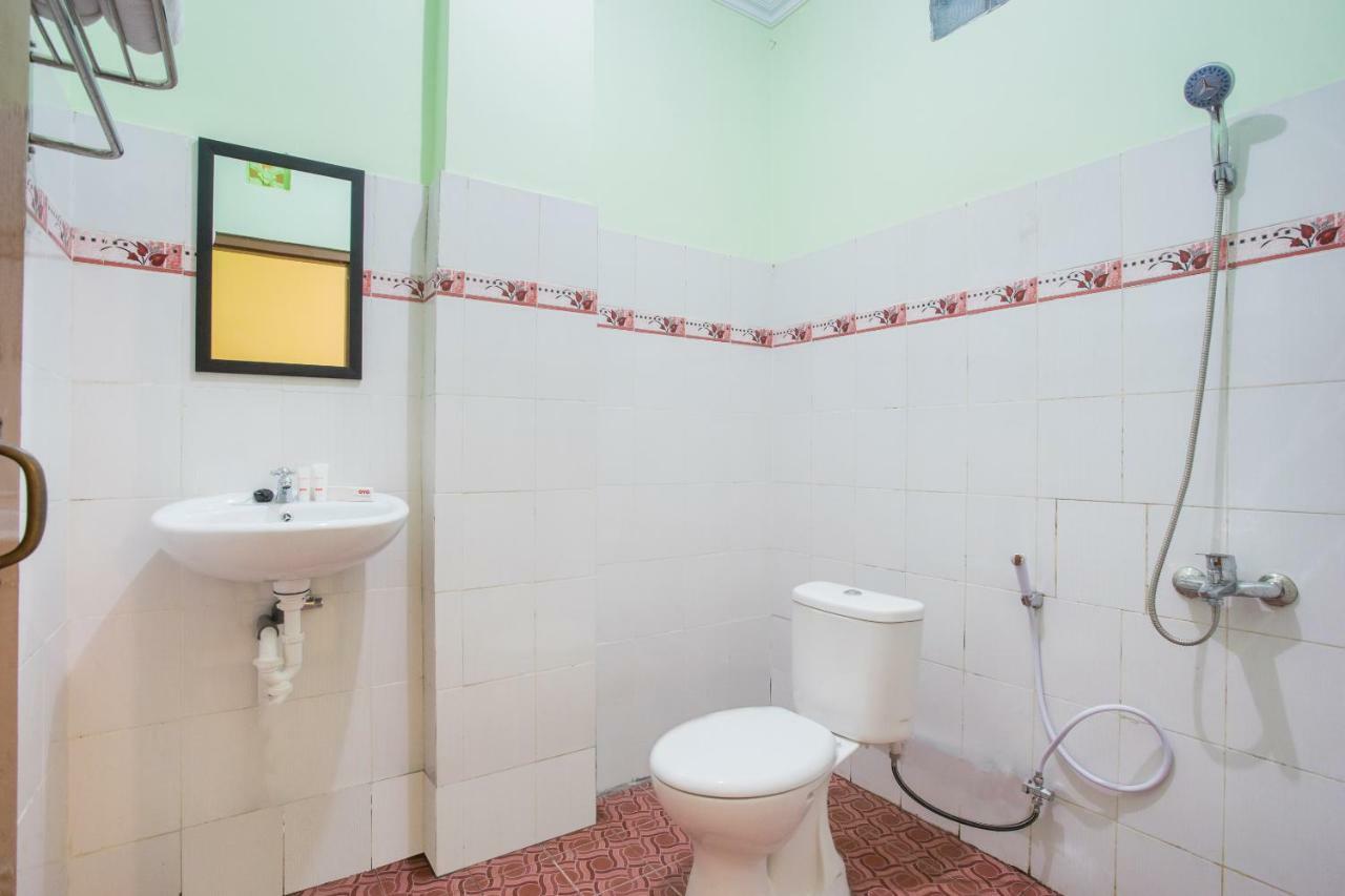 Oyo 1419 Rhona Guest House Syariah Jogjacarta Exterior foto